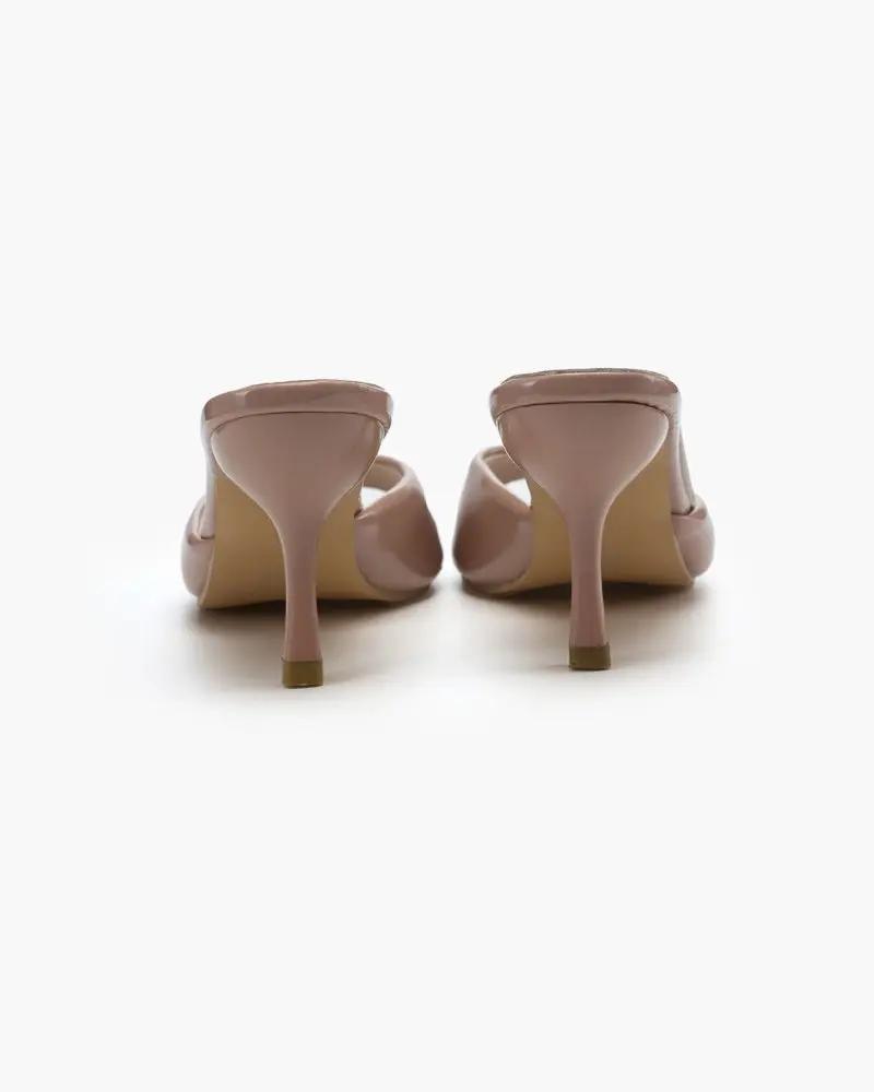 Escarpins nus Danoir Paris Gia Heels en cuir avec talons élégants, vue en gros plan sur le modèle numéro 35.