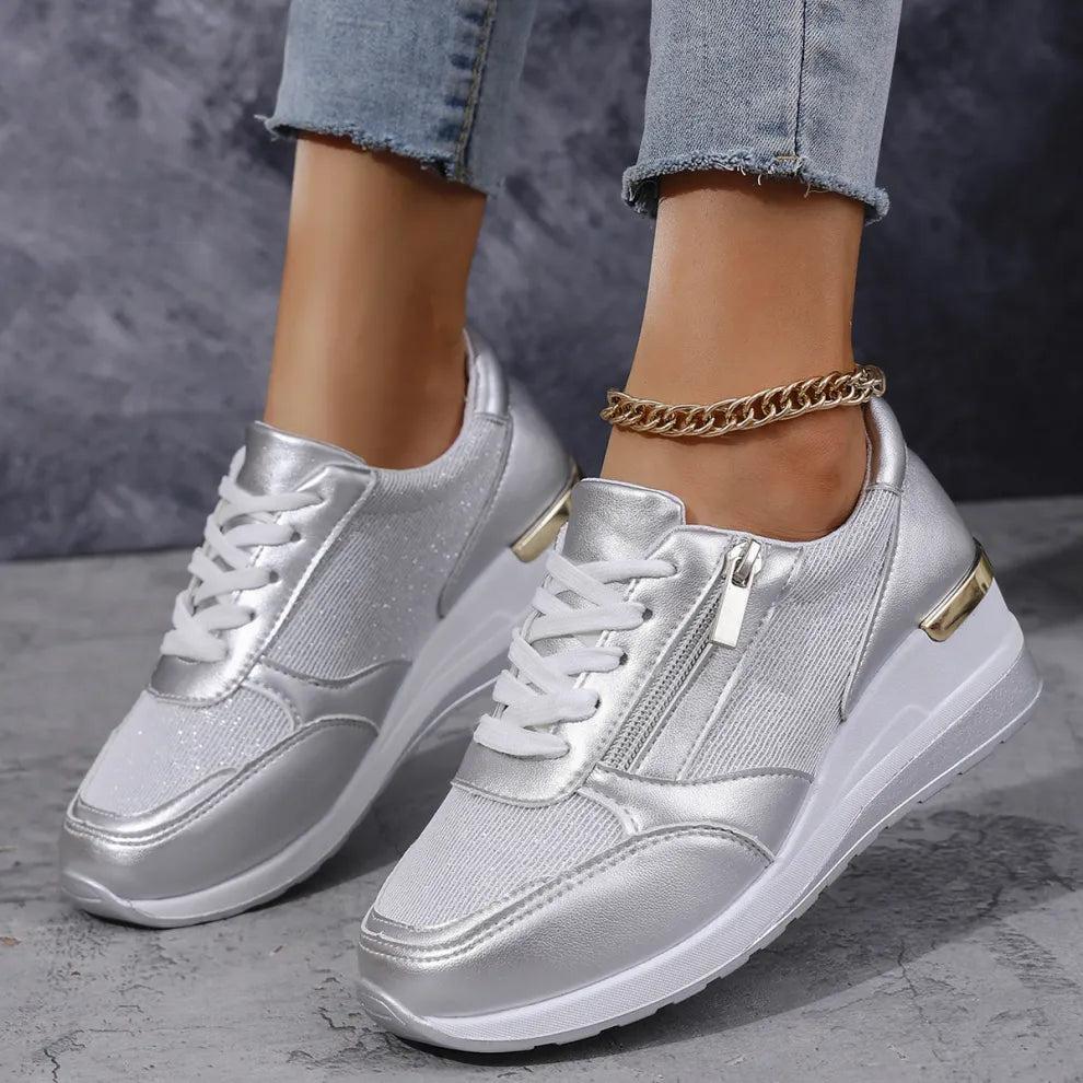 Chaussures orthopédiques pour femme Danoir Paris avec semelle confortable, en cuir beige, parfaites pour un soutien optimal.
