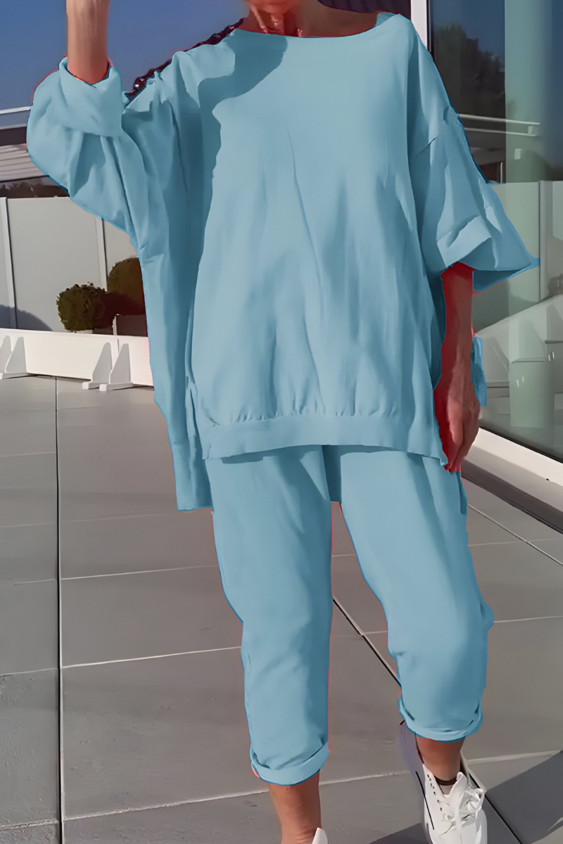Ensemble chic confortable Kenia de Danoir Paris, costume rose avec détails élégants, parfait pour un look tendance et décontracté.