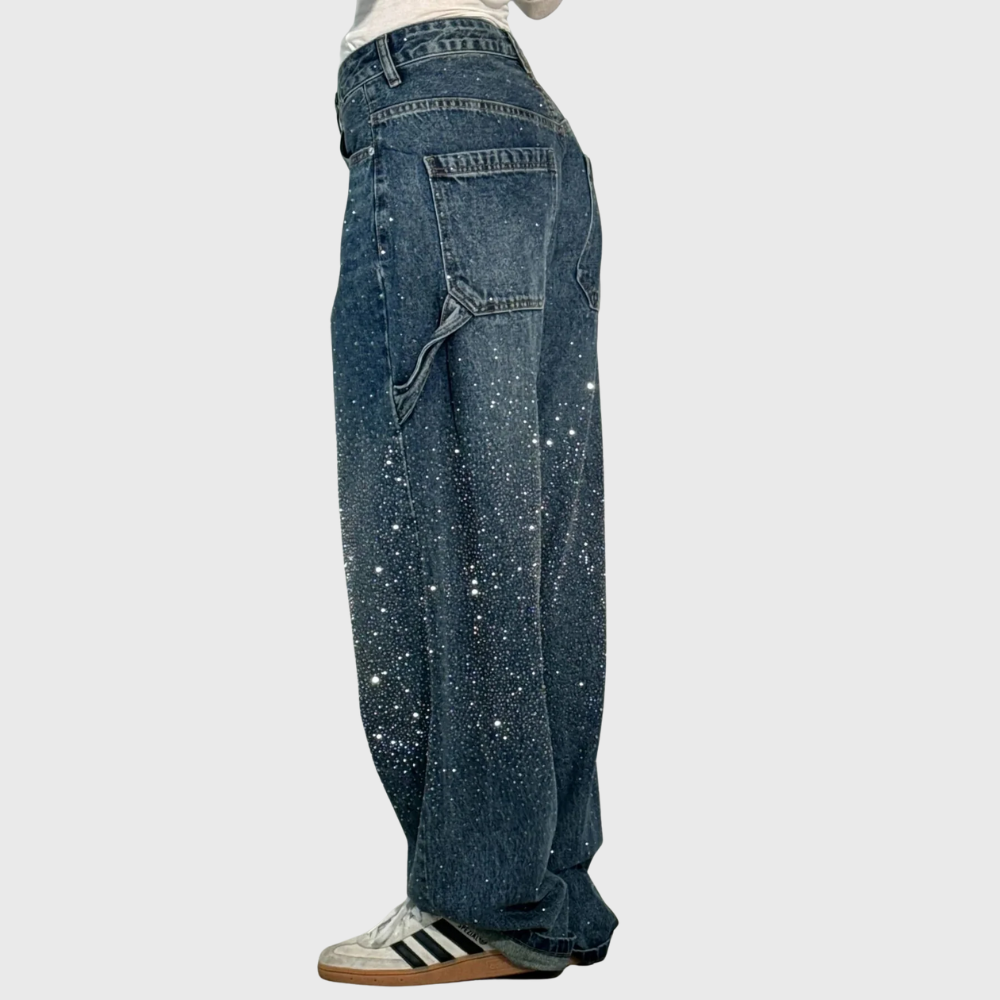Pantalon balloon élégant Alice™ de Danoir Paris, coupe fluide et tendance, en tissu léger, porté avec un haut chic.