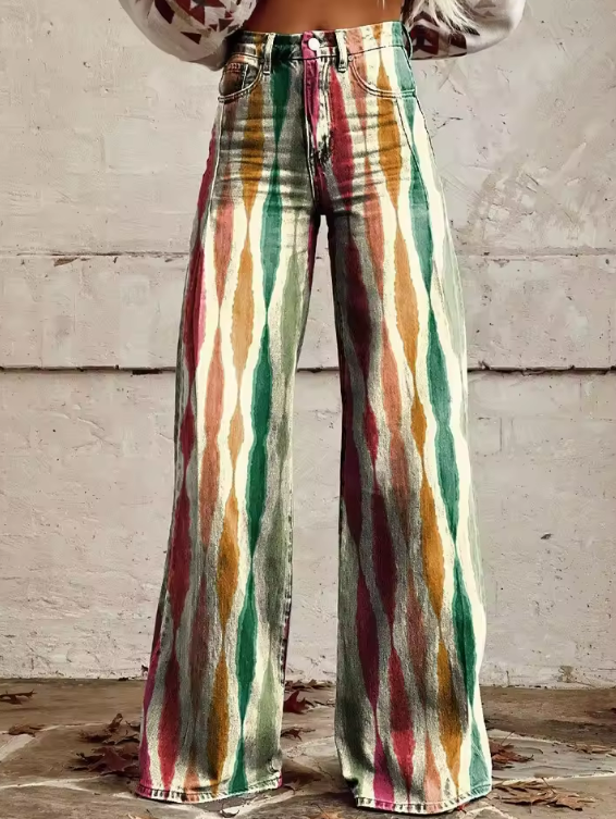 Pantalons élégants Boho Isabella de Danoir Paris, style chic, en tissu fluide, vue de face avec détails de la coupe et la texture.