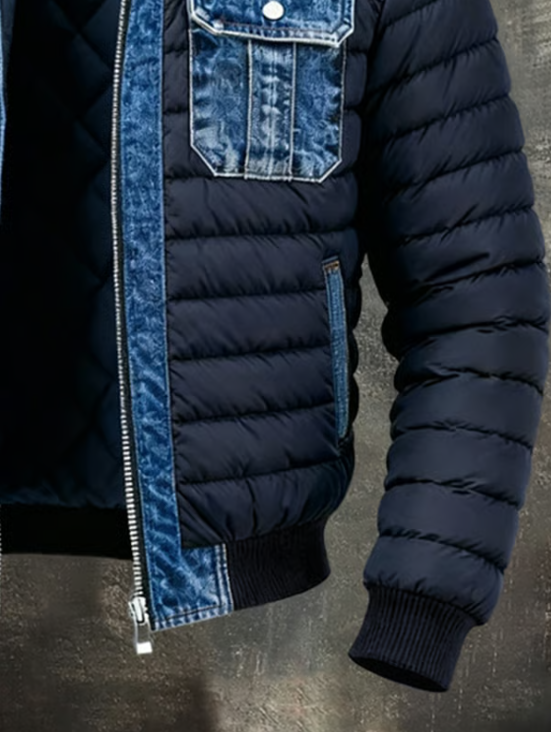 Veste matelassée hybride en denim Maison Clément Paris™ par Danoir Paris, coloris bleu, vue de face.