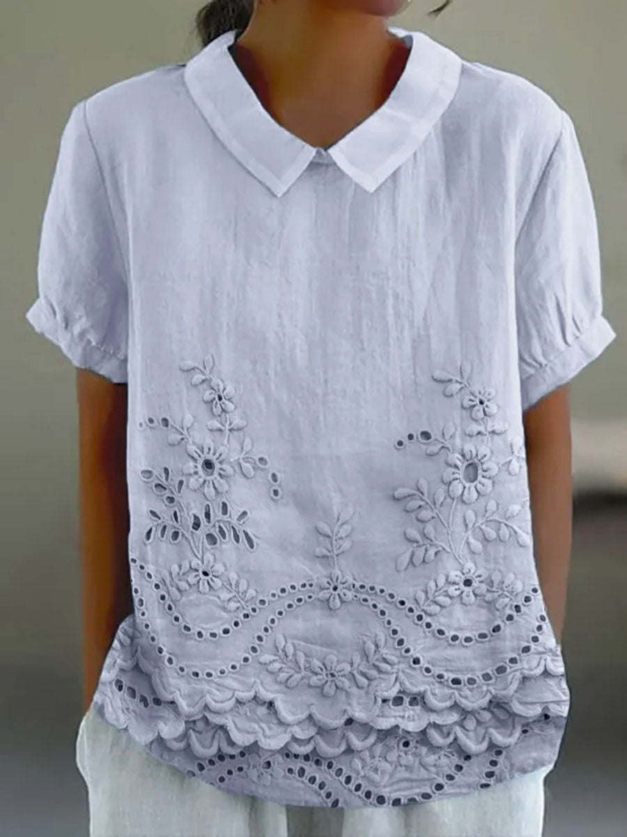 Chemise rose Danoir Paris Lily avec broderie florale élégante et détails délicats, vue en gros plan.