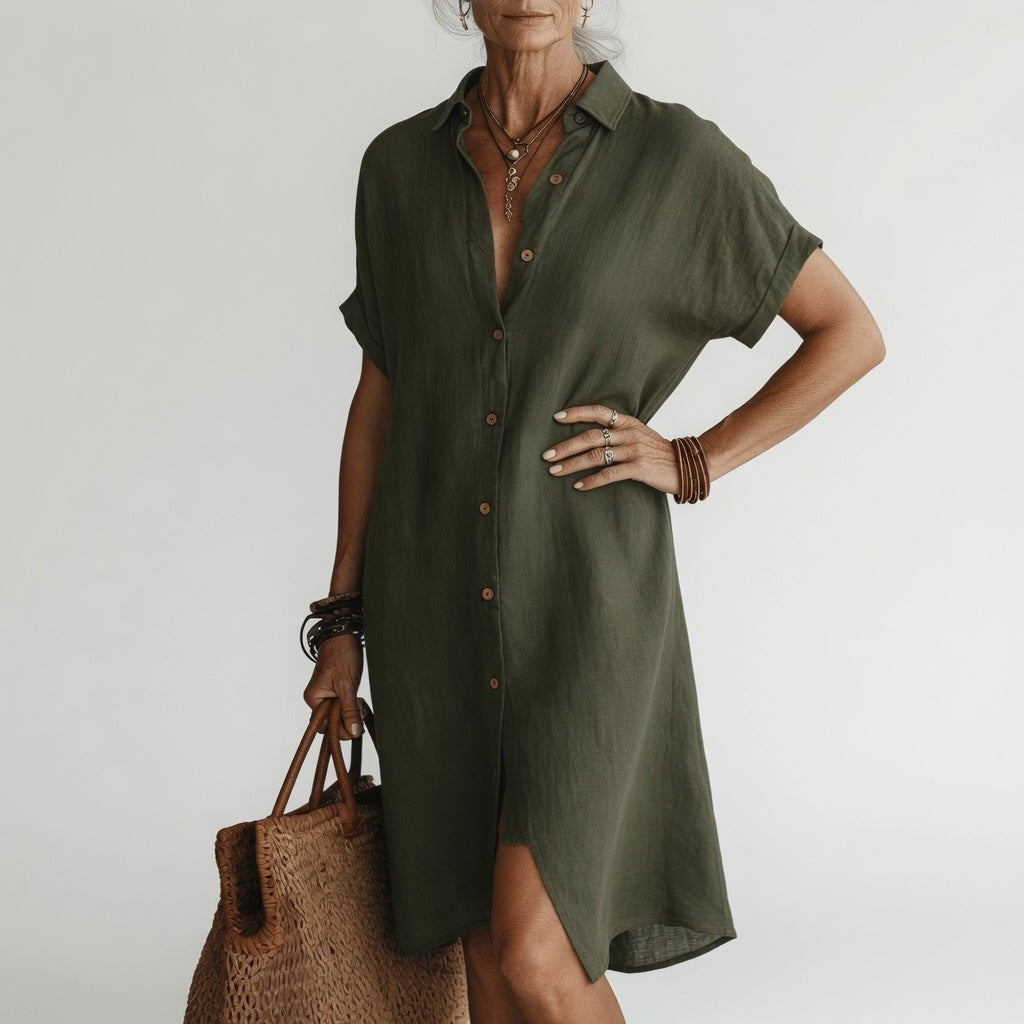 Robe chemise midi bleu marine Timéa™ de Danoir Paris, élégante, respirante et parfaite pour un style parisien sophistiqué.