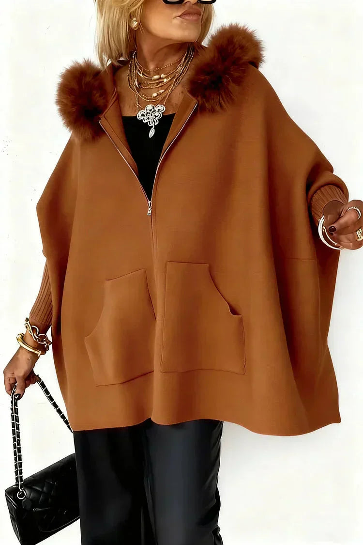 Veste casual Danoir Paris à col en fausse fourrure uni, coupe élégante, tissu doux, en rose pour femmes.