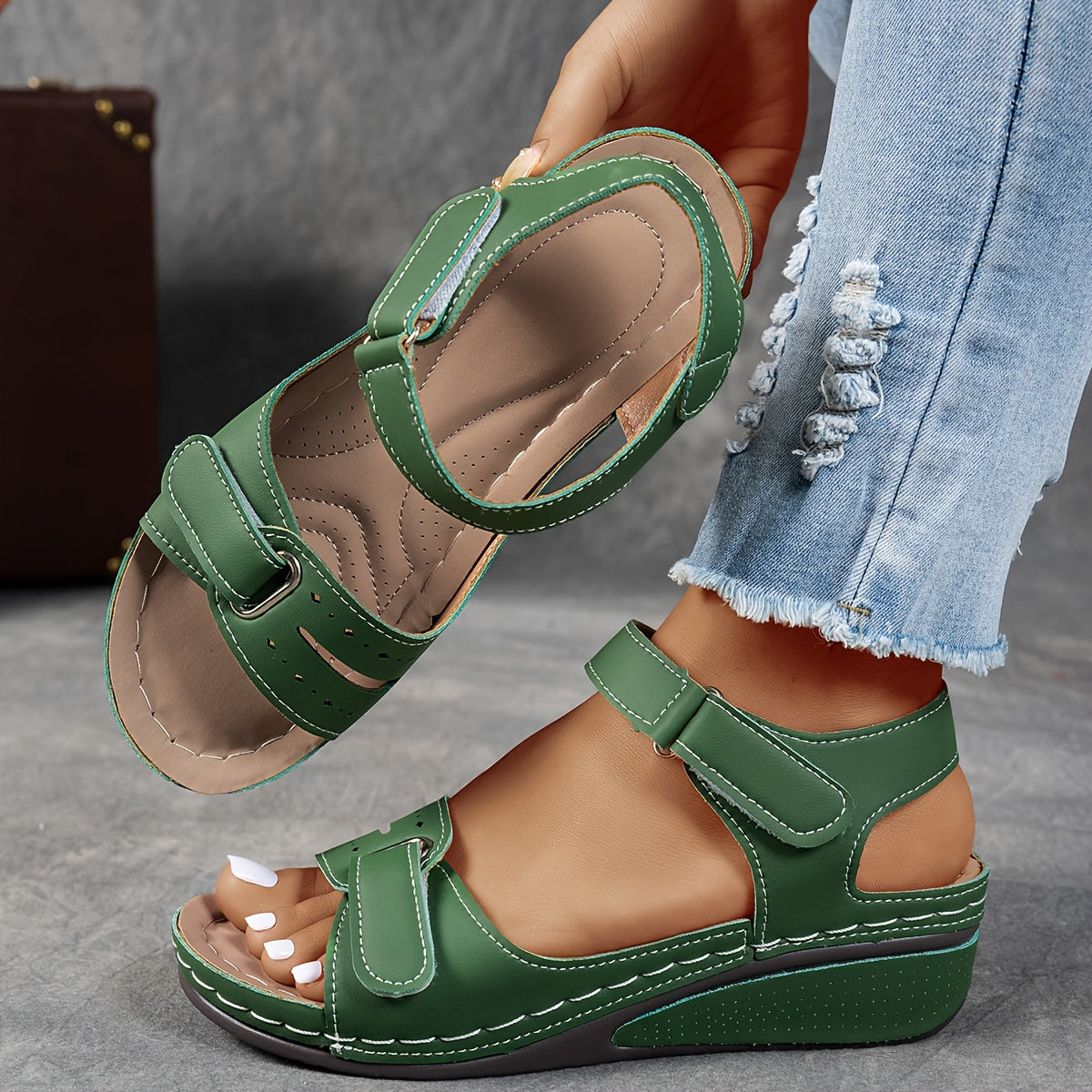 Sandales ergonomiques élégantes Célima de Danoir Paris en rouge, taille 36, avec design chic et confortable.