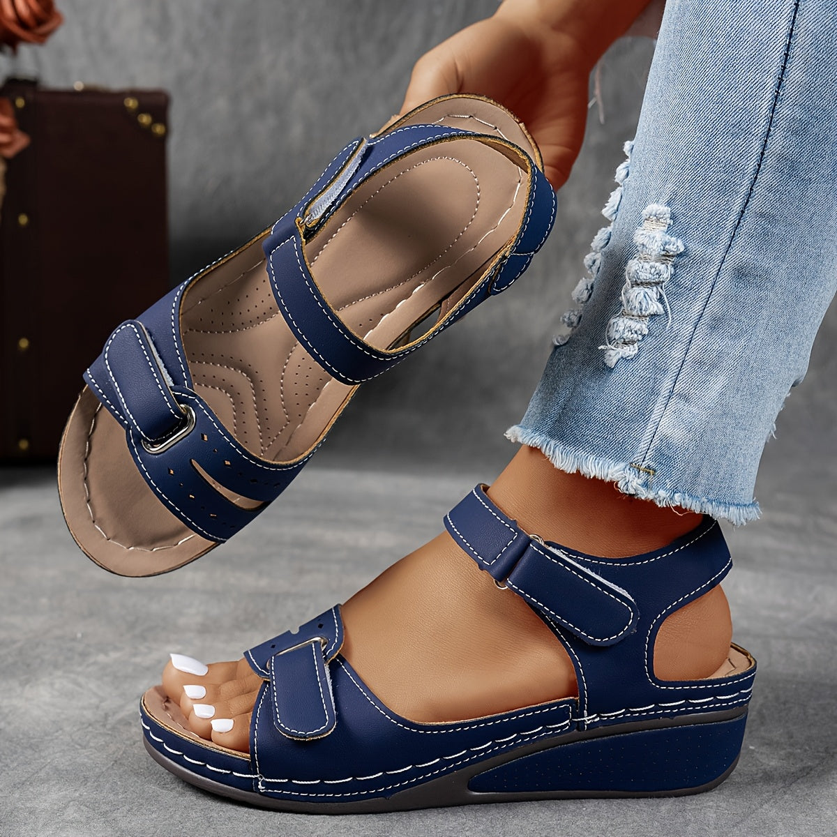 Sandales ergonomiques élégantes Célima de Danoir Paris en rouge, taille 36, avec design confortable et sophistiqué.