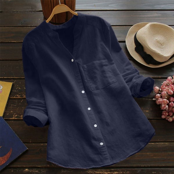 Chemise ample élégante Vera de Danoir Paris en tissu rouge brique, vue de face, manches longues et coupe fluide.