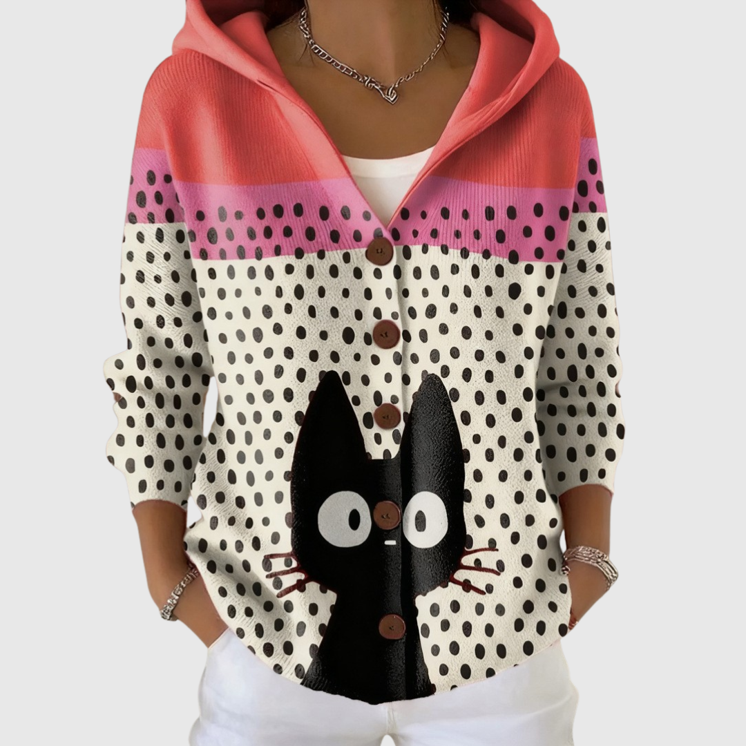 Cardigan confortable à capuche en maille Danoir Paris, détail en tissu doux avec capuche ajustable et finition élégante.