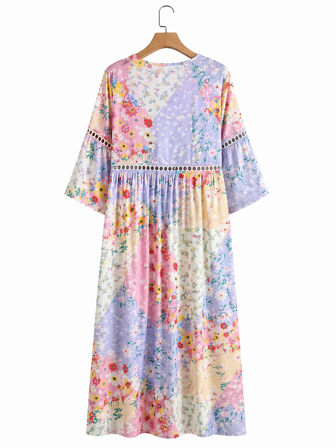Robe à patchwork florale Clara Waverly™ de Danoir Paris, vue de face, en tissu coloré avec motifs floraux.