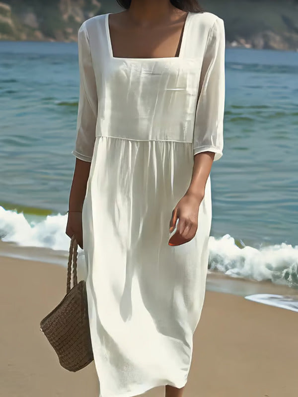 Robe en lin décontractée Lunelle de Danoir Paris, tissu léger et confortable, portée décontractée, couleur naturelle.