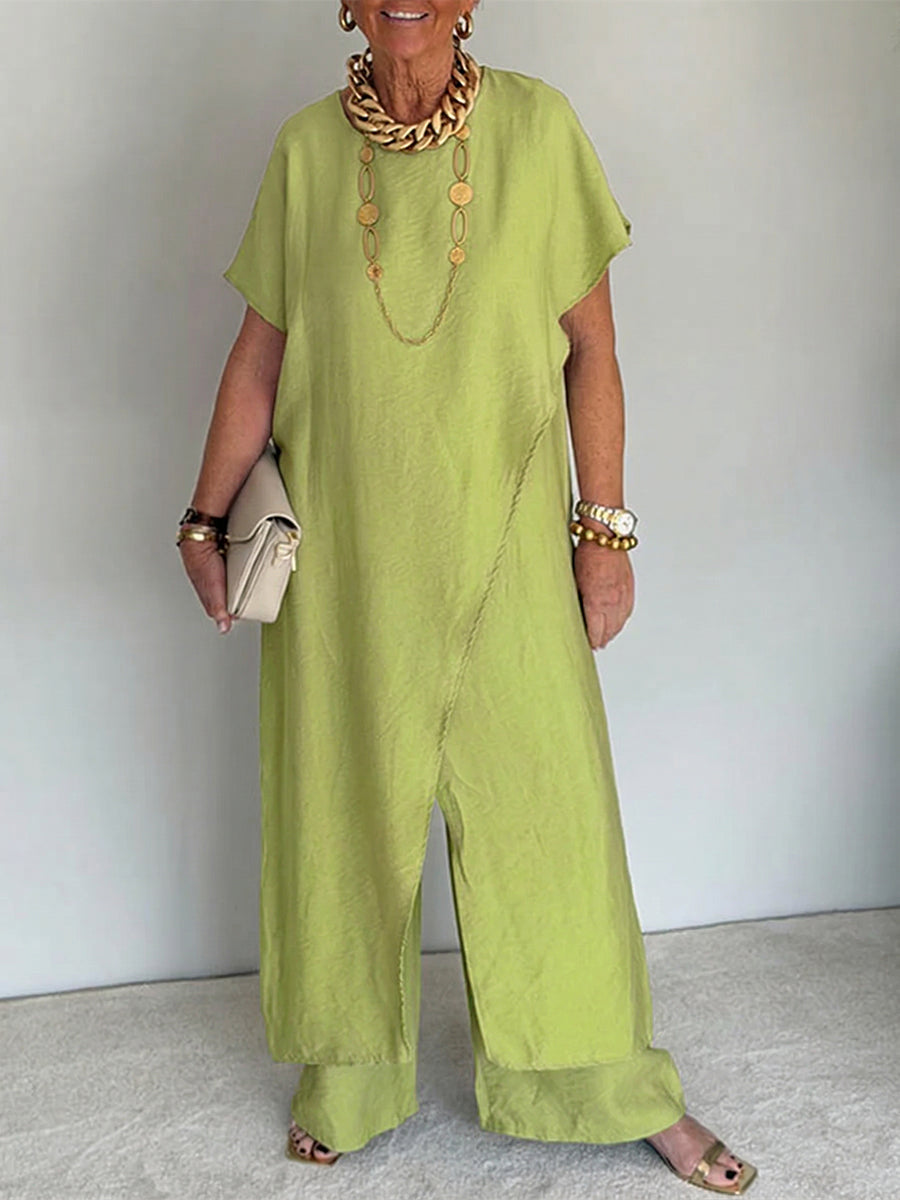 Ensemble ample asymétrique Solène de Danoir Paris, tissu confortable et élégant en couleur sable, porté de face.