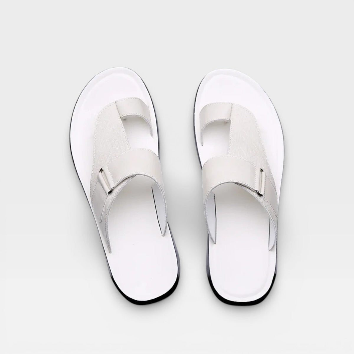 Sandales en cuir pour hommes Danoir Paris avec semelle souple, chaussures blanches pour usage quotidien, vue de dessus.