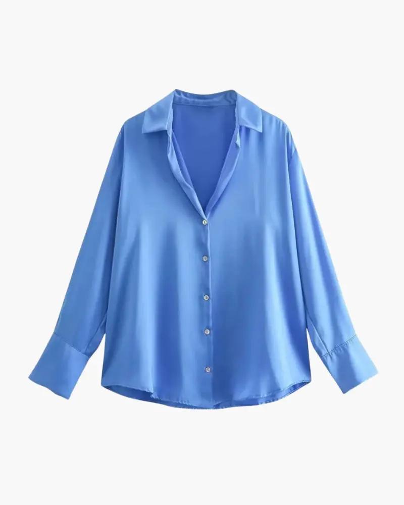 Chemise classique chic Danoir Paris en brun sable, coupe ajustée, tissu léger, portée décontractée ou élégante.
