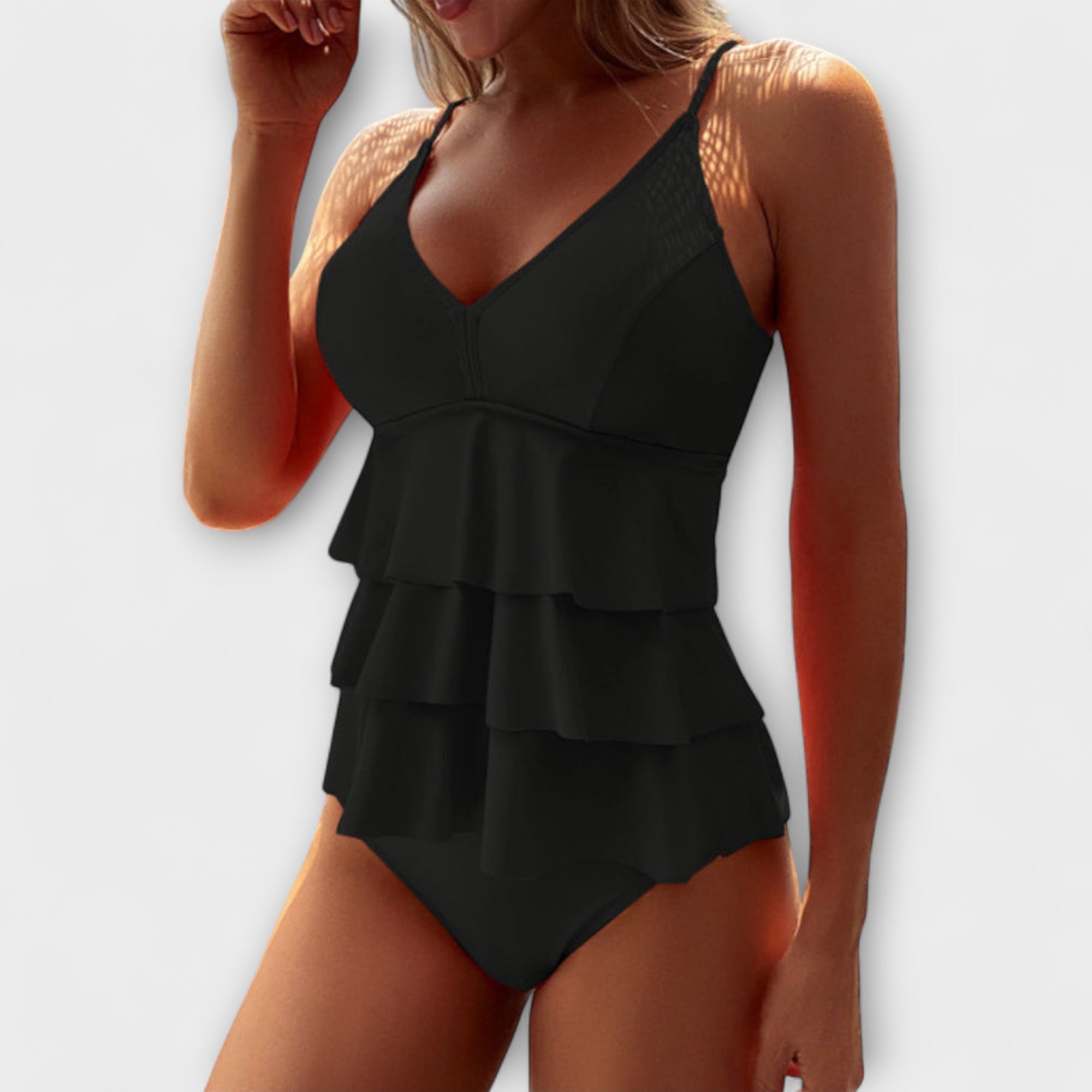 Maillot de bain élégant Danoir Paris avec motif étoiles saumon, tissu fluide et design sophistiqué pour femmes.