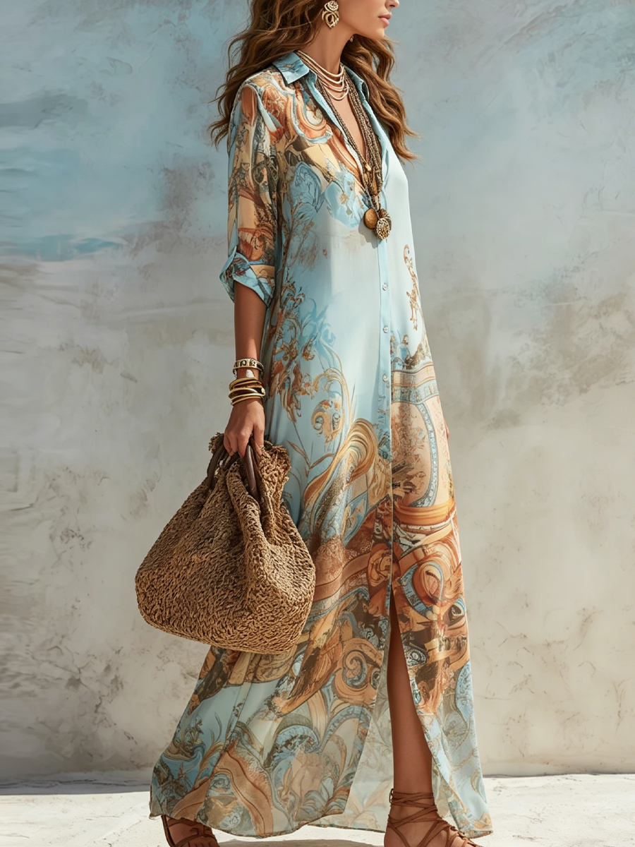 Robe longue d'été à manches courtes Danoir Paris, style baroque élégant, tissu fluide bleu, parfait pour l'été.