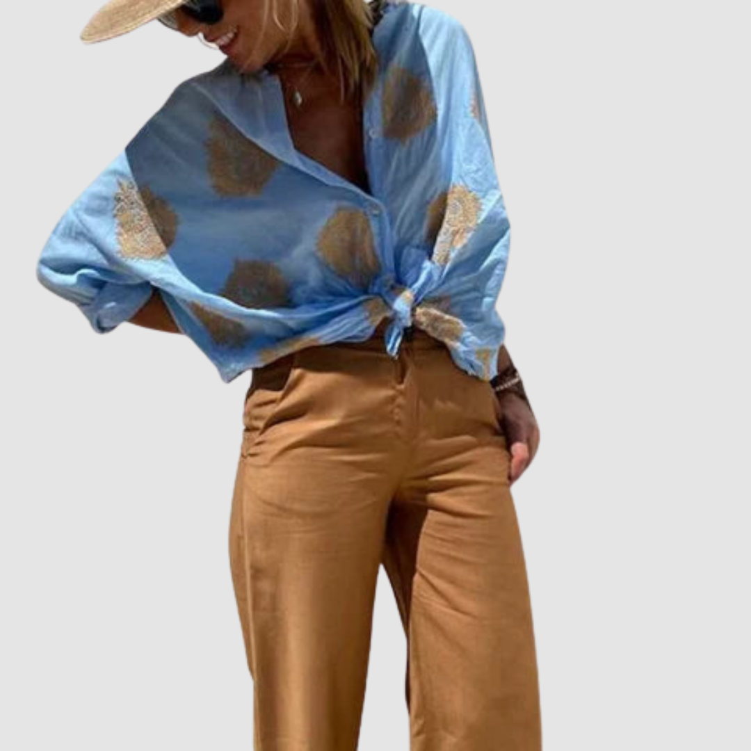 Blouse blanche élégante et respirante Gaby™ de Danoir Paris, tissu doux et léger pour un look chic et confortable.