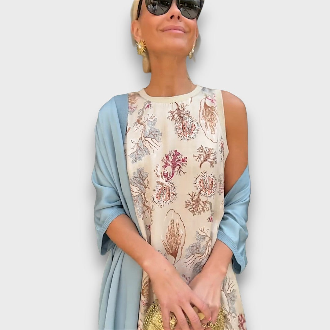 Robe maxi élégante Danoir Paris Elveria avec cardigan assorti, tissu fluide et détails sophistiqués pour un look chic.