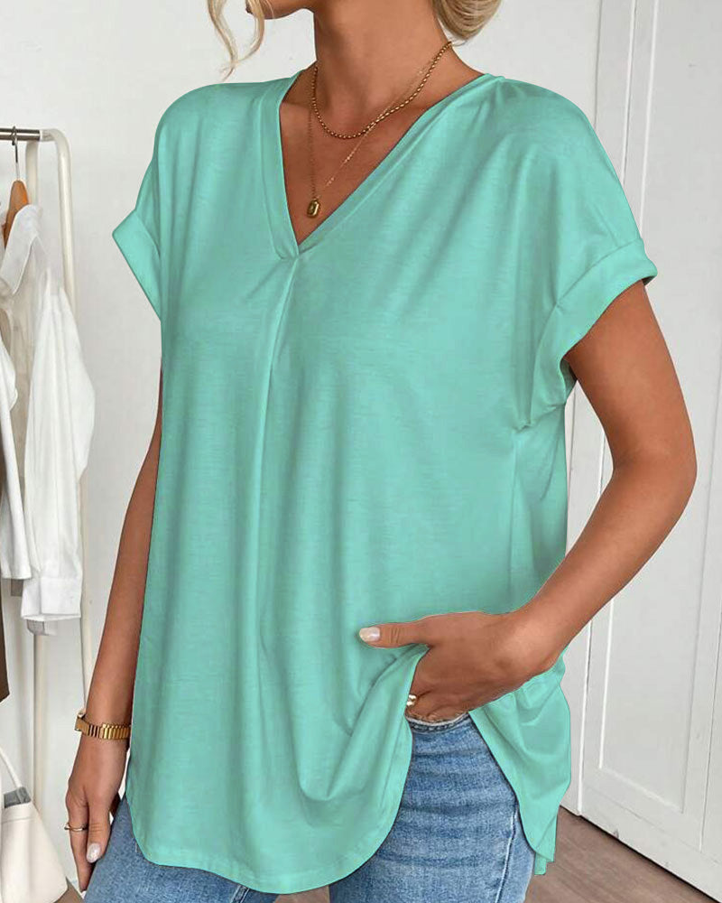 T-shirt blanc Estella de Danoir Paris avec patchwork décontracté, tissu léger et style moderne, porté sur mannequin.