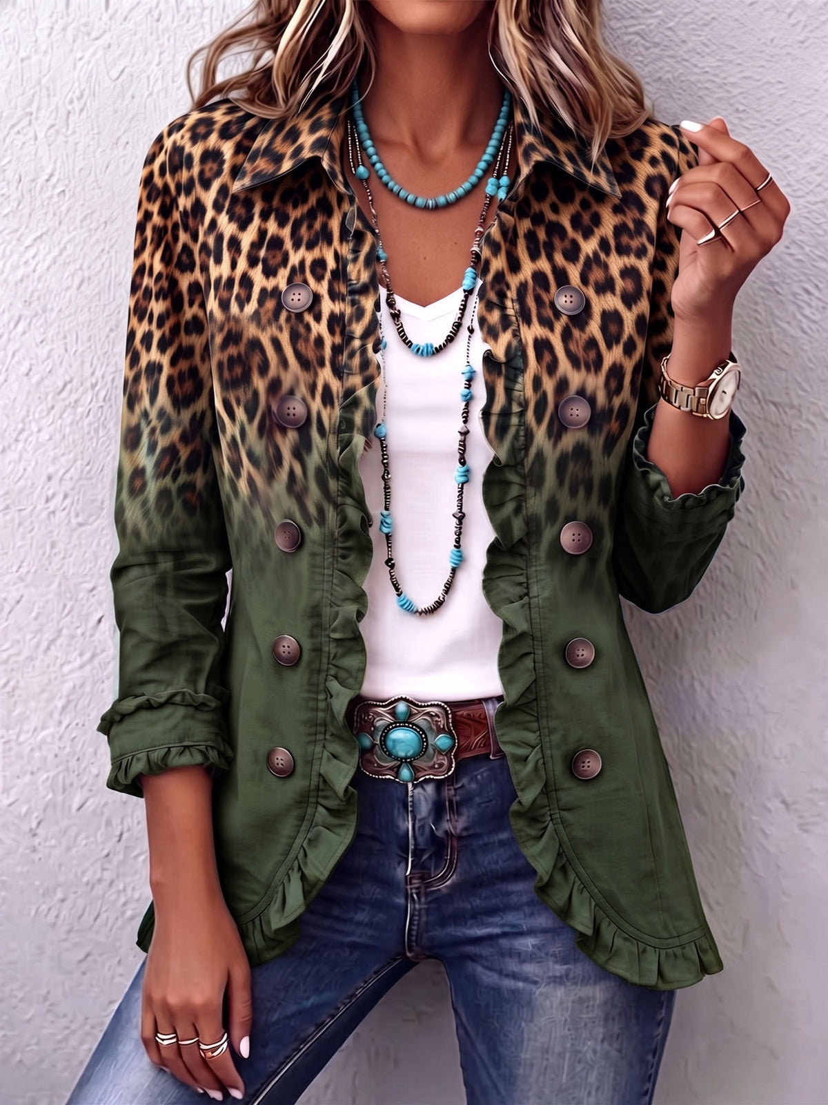 Blazer léopard dégradé turquoise Béatrice de Danoir Paris avec volants, tissu léger et style élégant.