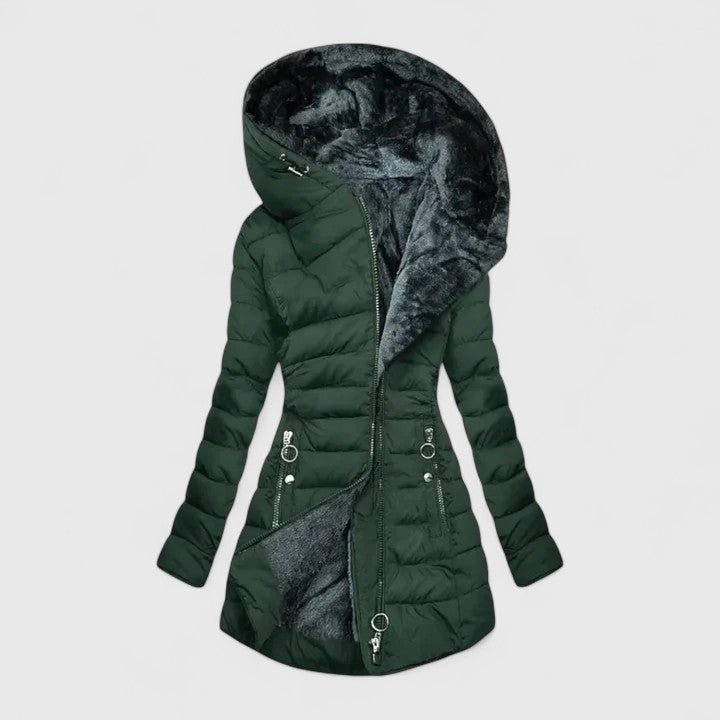 Manteau confortable Cassiora de Danoir Paris en vert clair, vêtement chaud et élégant pour l'hiver.