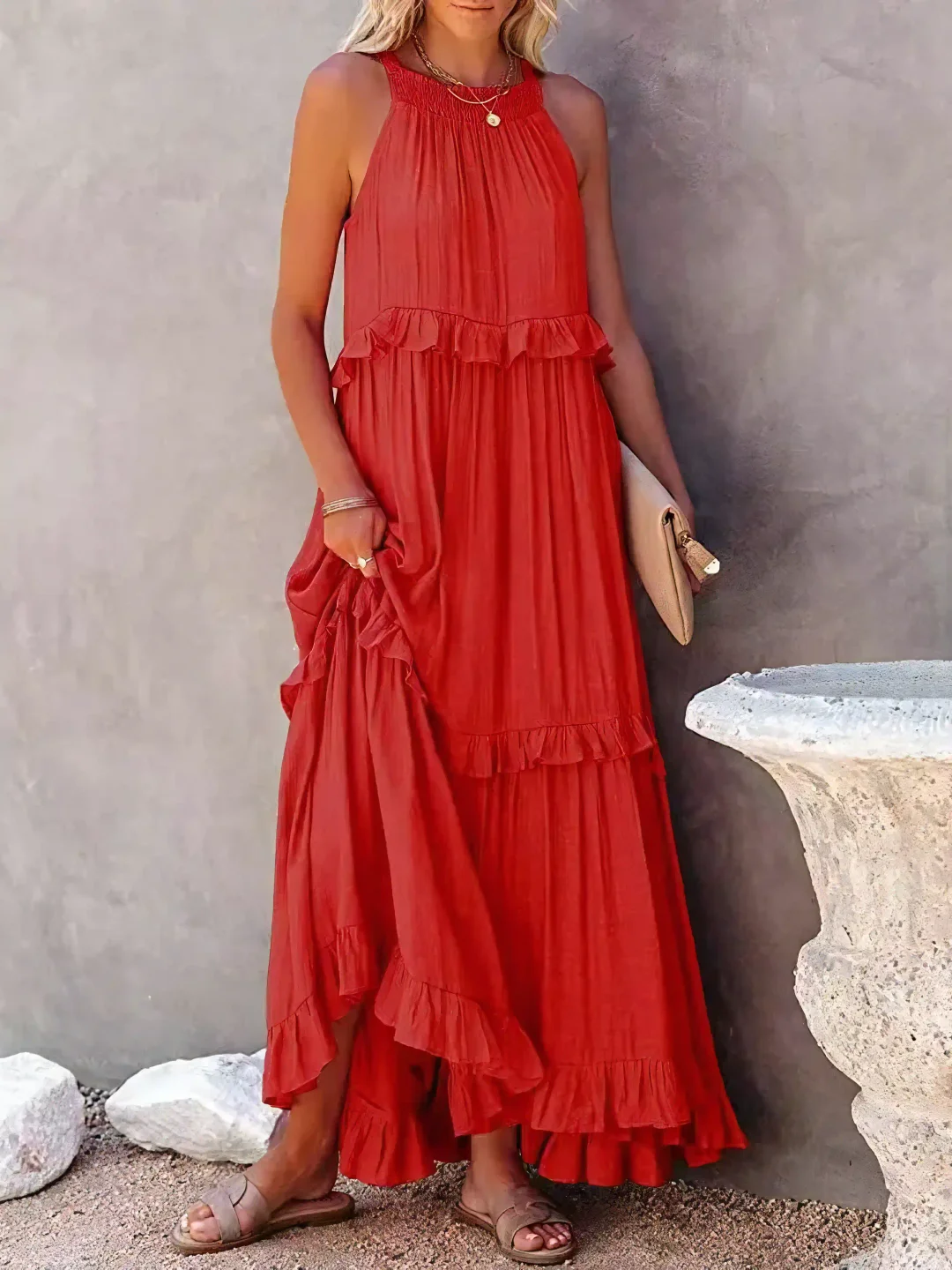 Robe estivale verte Danoir Paris Elsie, élégante et légère, avec un design fluide et des détails raffinés.