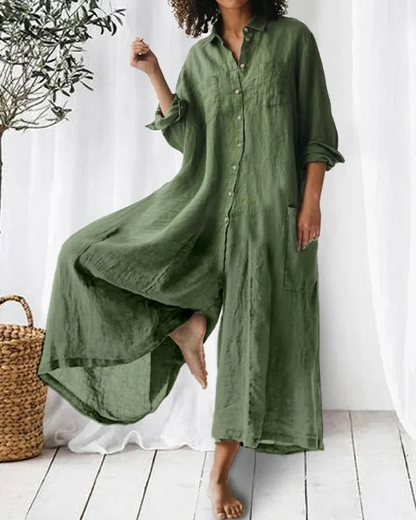 Combinaison en lin verte Maja Sérénité de Danoir Paris, vêtement élégant pour femme, détails et texture visibles.