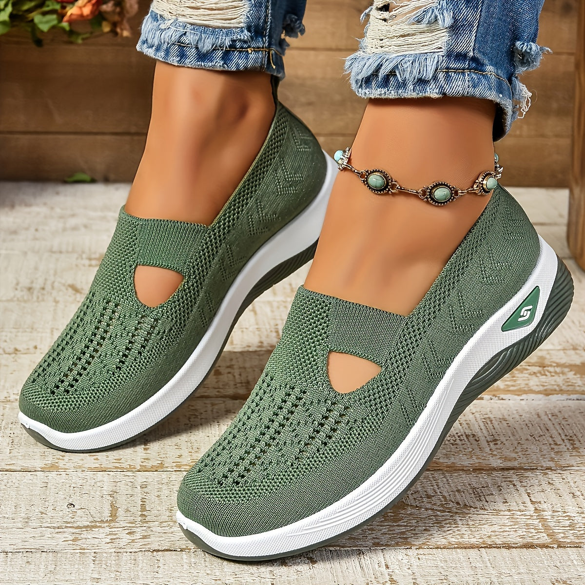 Chaussures antidérapantes violettes Danoir Paris en taille 35 avec semelles offertes, chaussures confortables et élégantes.