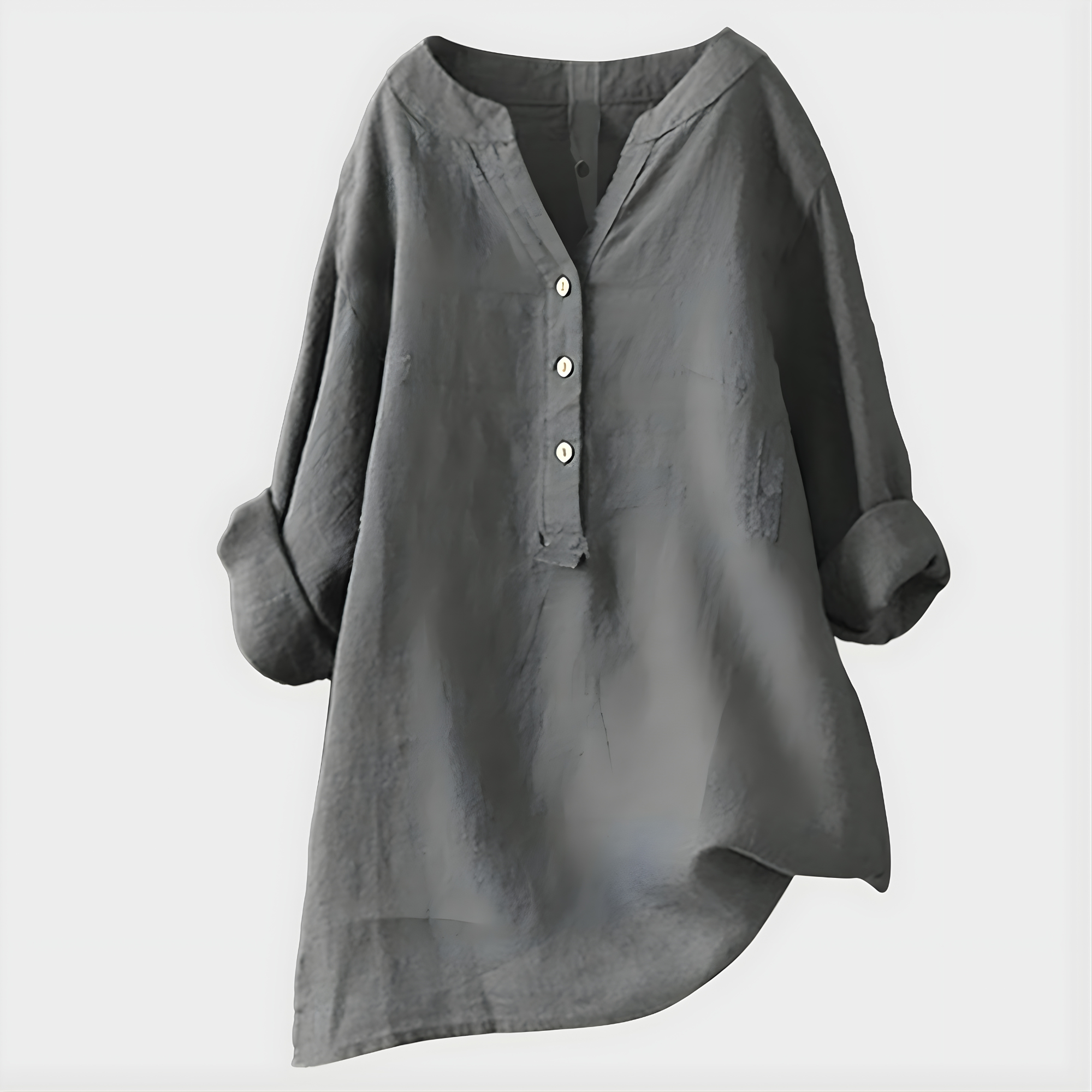 Blouse élégante à col en V Diane de Danoir Paris, en tissu rose pastèque, portée avec détails délicats et finition soignée.