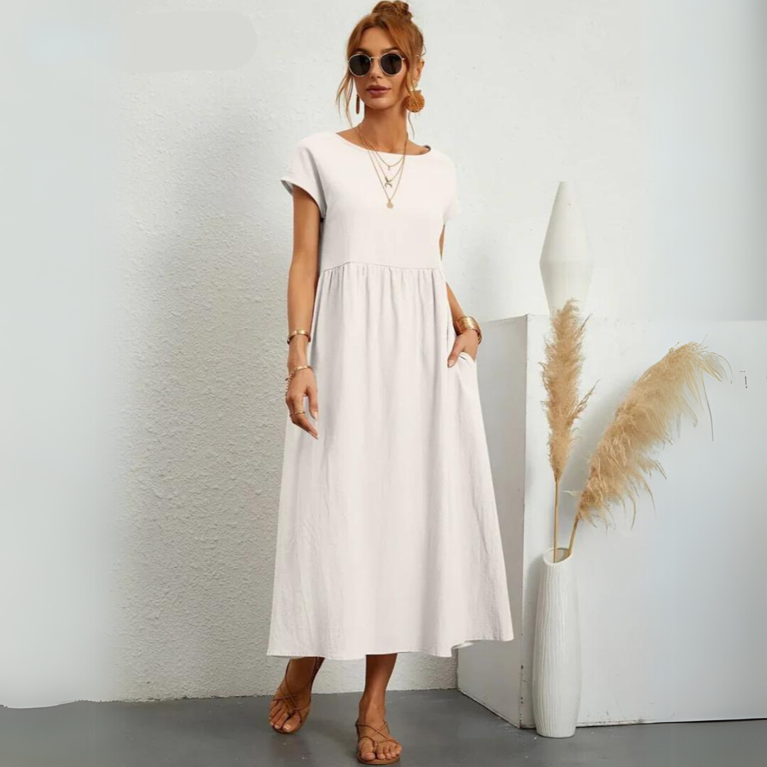 Robe midi décontractée en coton blanche pour femme, marque Danoir Paris, style élégant et confortable.