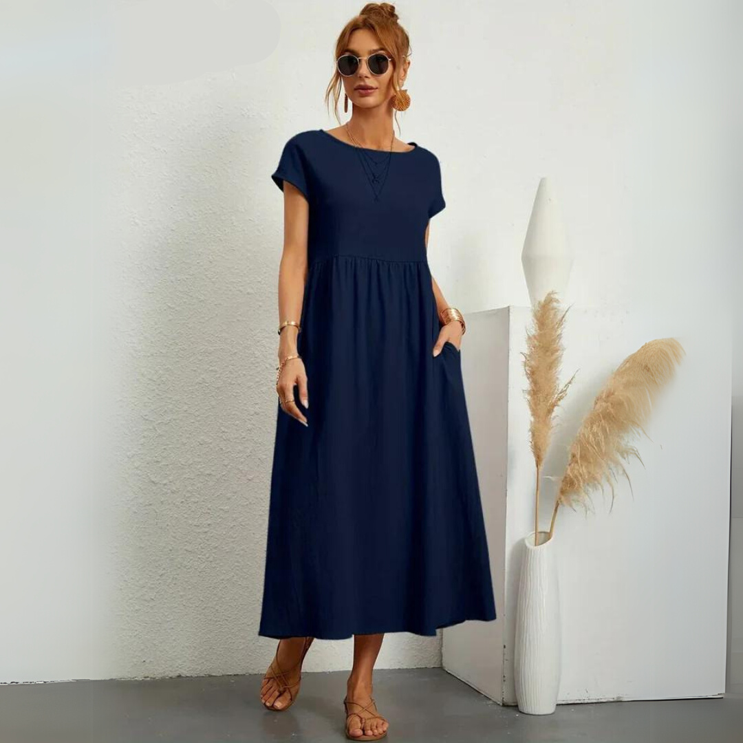 Robe midi décontractée en coton blanche pour femme de la marque Danoir Paris, style confortable et élégant.
