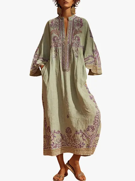 Robe brodée souple pour femmes Danoir Paris en tissu vert avec motif jasmin, style élégant et confortable.