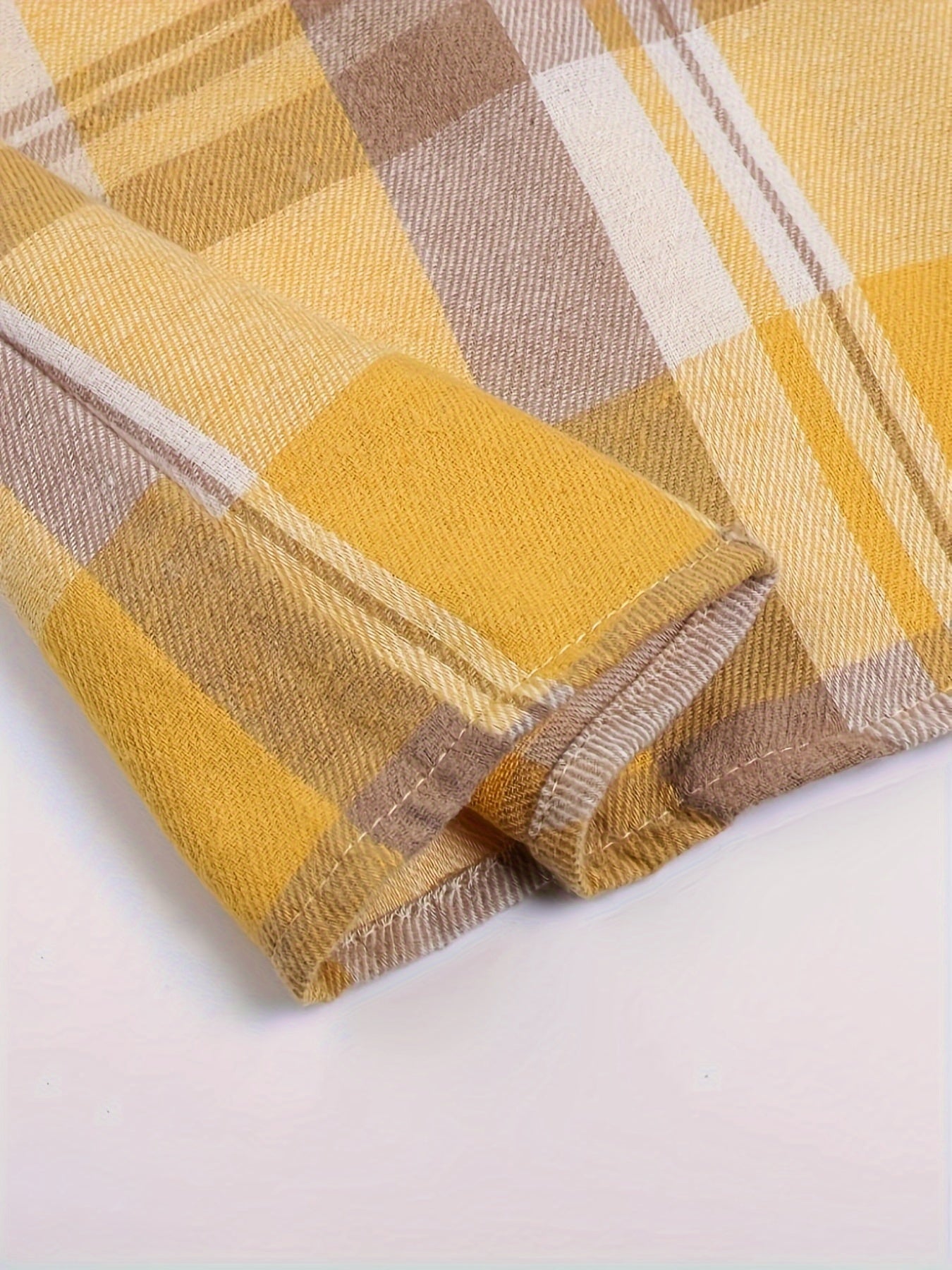 Chemise d'été jaune pour femmes Danoir Paris MOREAU LYON, manches longues, tissu léger, style élégant et décontracté.
