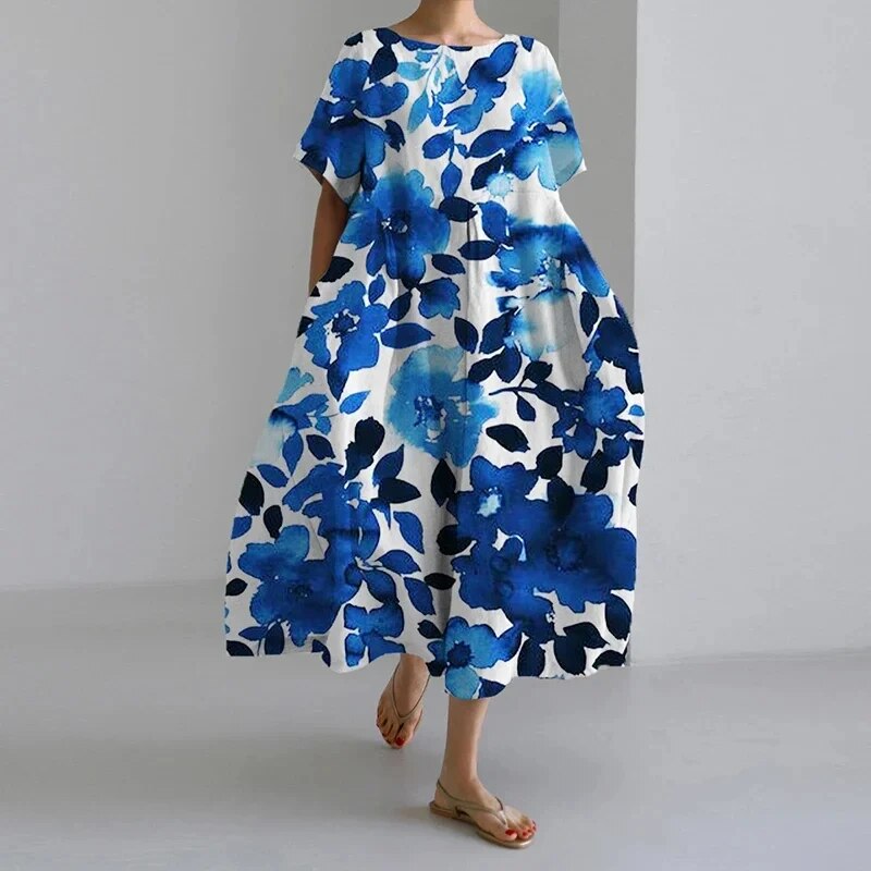 Robe bohème élégante Amelia de Danoir Paris, tissu fluide et détails sophistiqués, portée avec style.