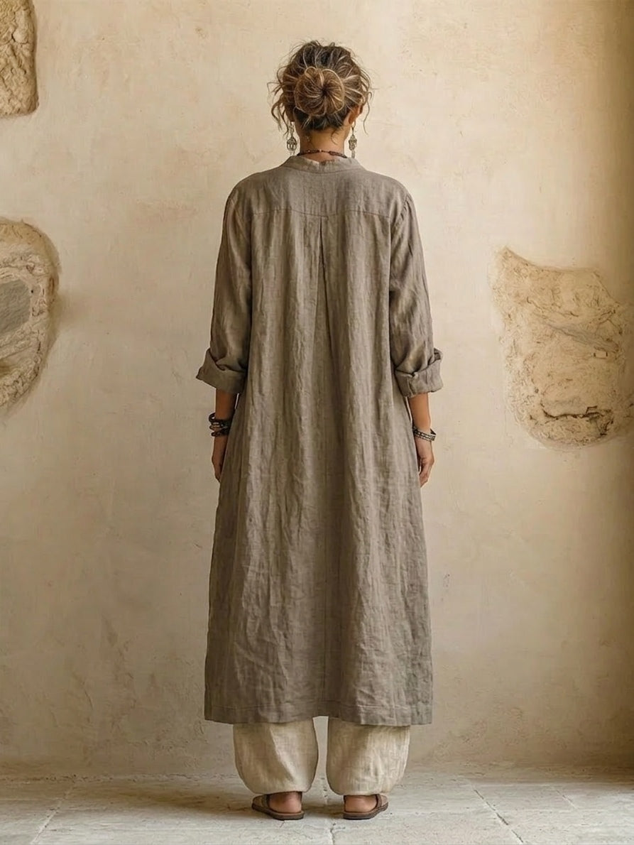 Ensemble naturel 3 pièces Danoir Paris en coton et lin, comprenant t-shirts et pantalon dans un style léger et confortable.