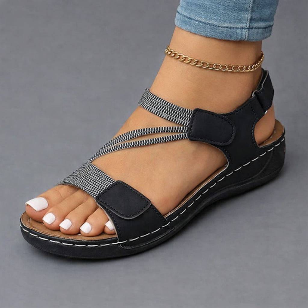 Sandales légères Agnes de Danoir Paris, confortables, en cuir, avec semelle souple et design élégant pour femmes.