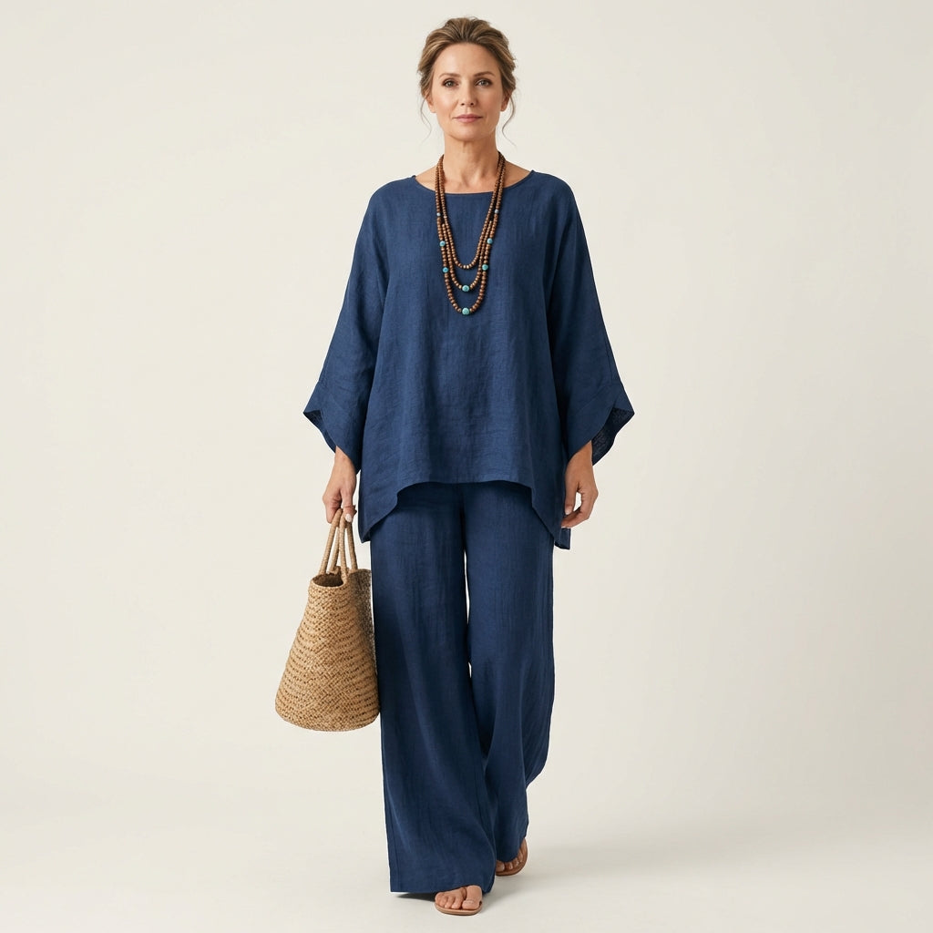 Ensemble bohème Majolie de Danoir Paris avec haut et jupe en tissu léger, motifs floraux et style décontracté.