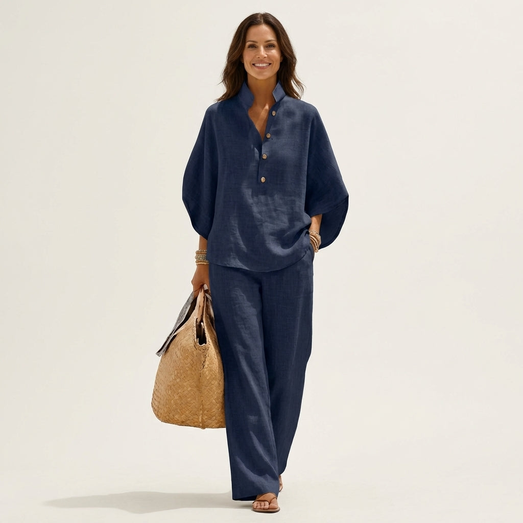 Ensemble deux pièces Zerah de Danoir Paris, haut et pantalon en tissu doux, porté par mannequin.