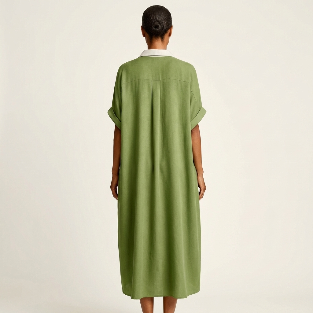 Ensemble Kamira Danoir Paris, robe maxi à manches courtes, col contrasté et boutons frontaux, vue de face.