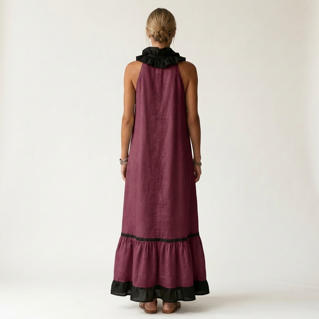 Robe maxi sans manches Danoir Paris avec col à volants contrastés et détails de finition élégants, vue de face.