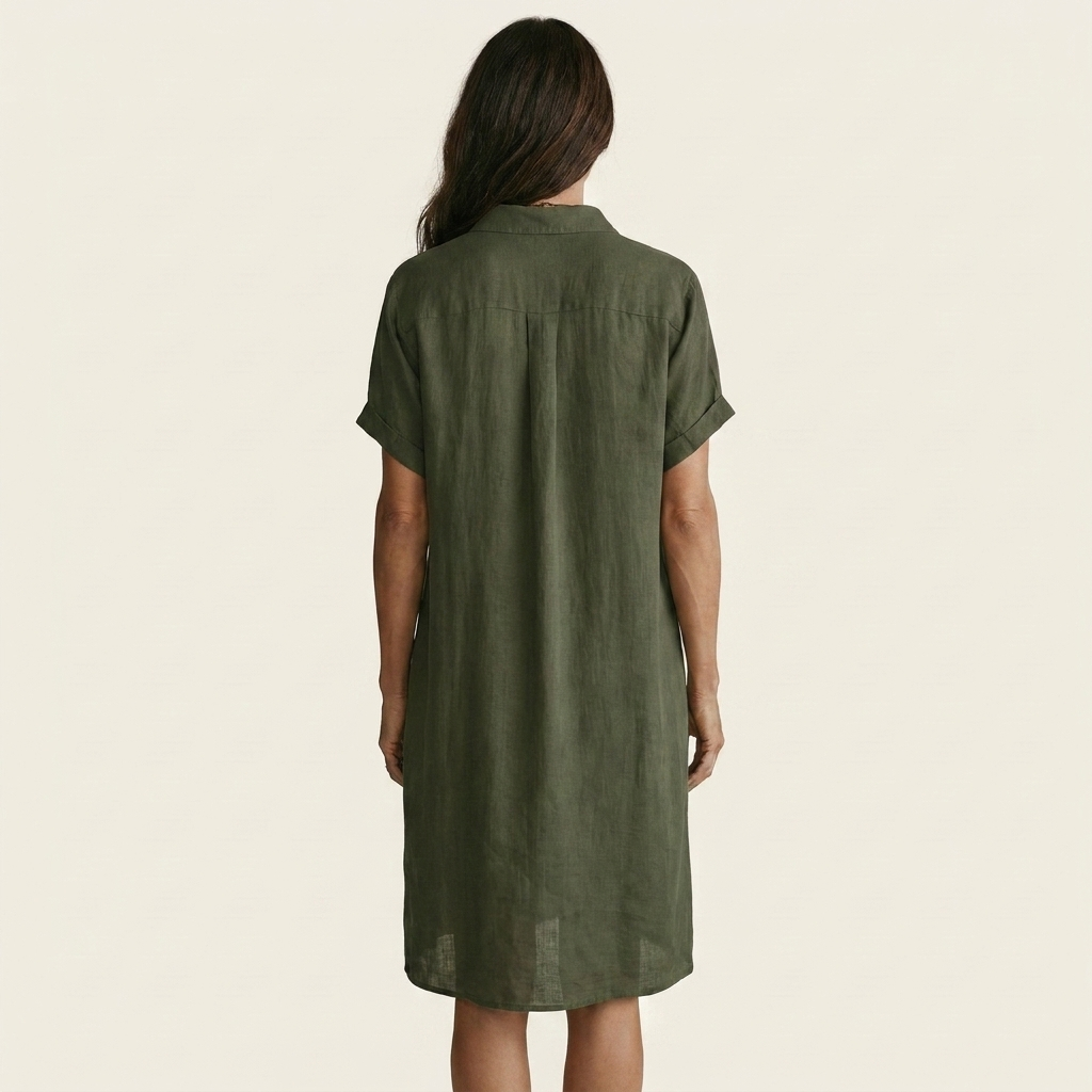 Robe chemise midi Nidalie de Danoir Paris avec manches retroussées, tissu fluide, style décontracté et élégant.