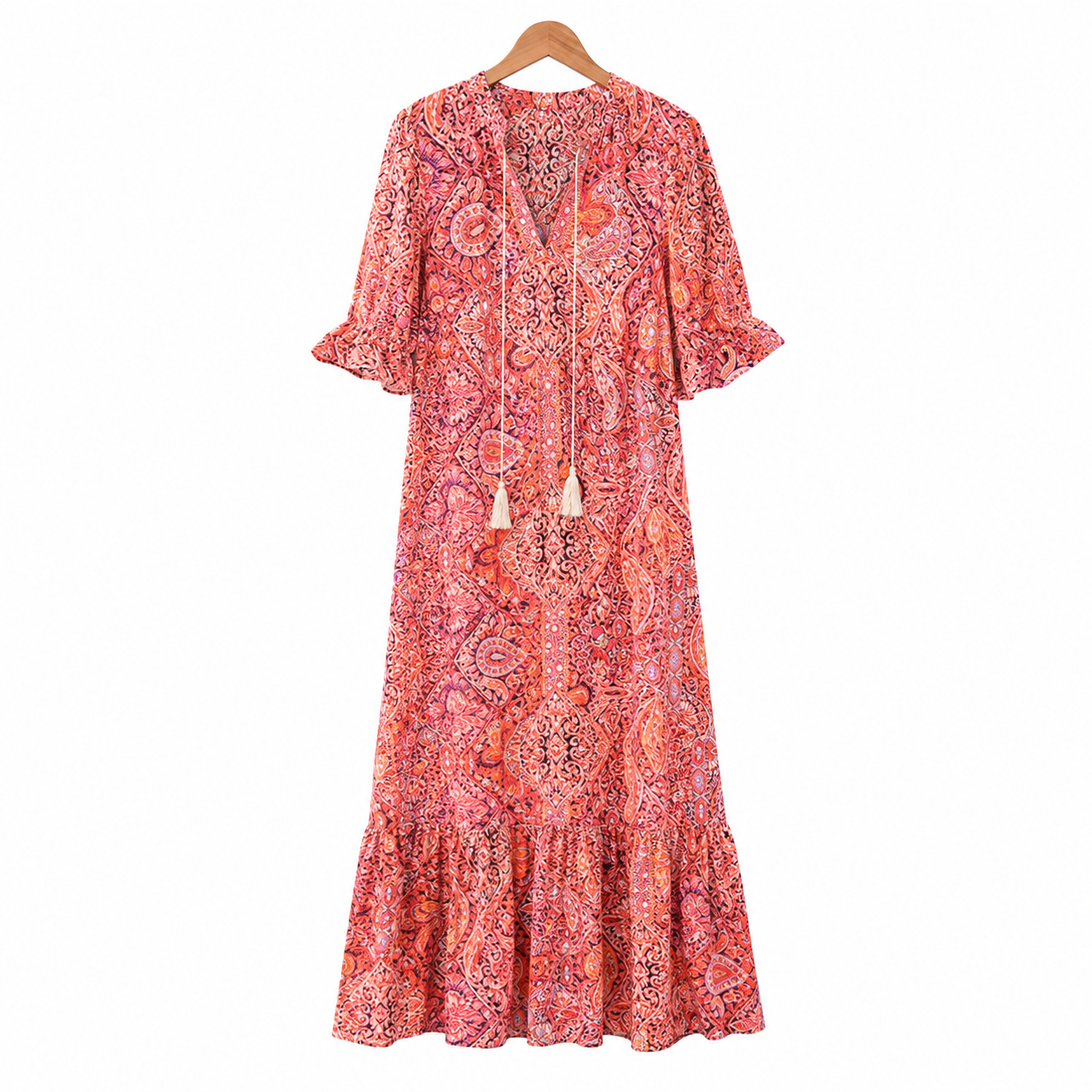 Robe boho Danoir Paris Gene Grace avec motifs floraux, coupe fluide et détails élégants, portée sur un mannequin.