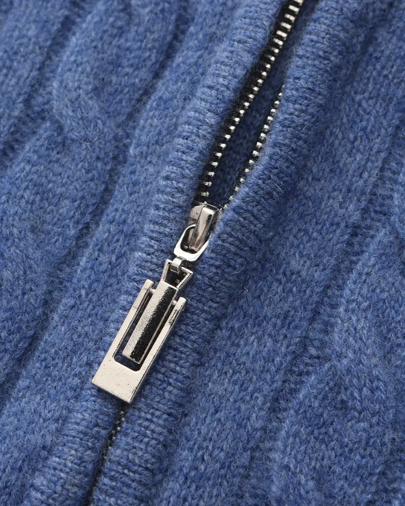 Pull à mi-zip en cachemire beige Old Money, tissu tissé 100 % pour homme, élégant et doux au toucher.