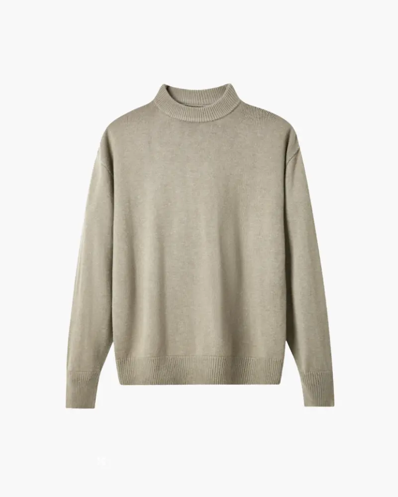 Pull en laine 100% de qualité supérieure de la marque Old Money, turtleneck beige pour femme, vue de face.