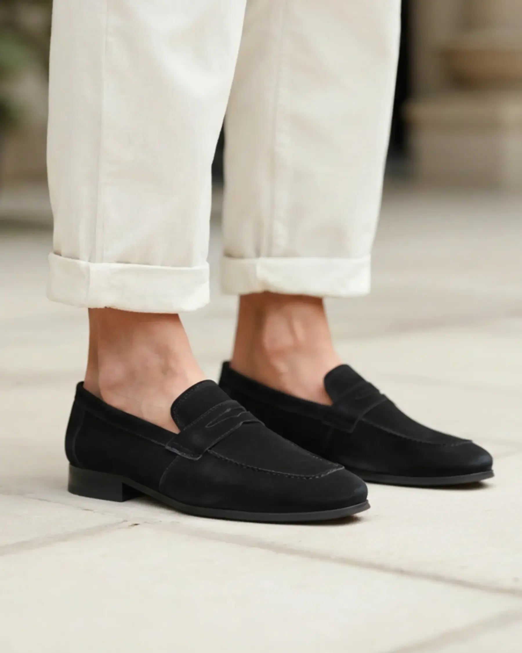 Chaussures loafers en daim noir Old Money Penny Loafers, taille EU 39, style élégant et classique pour homme.