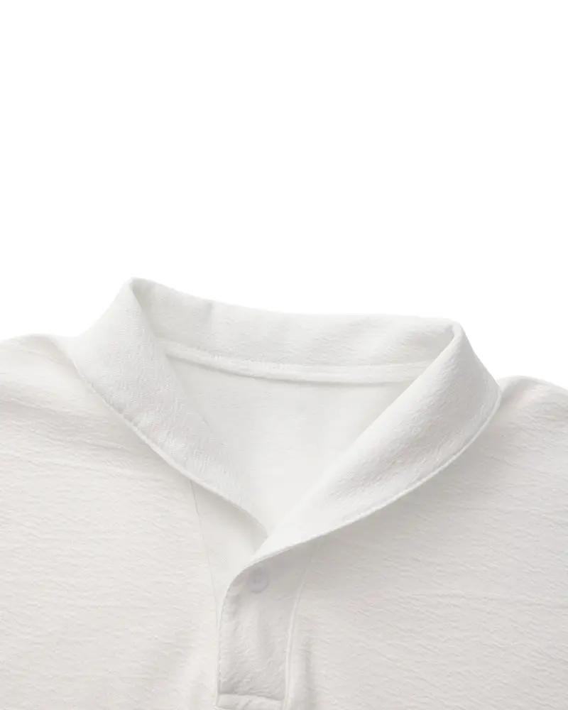 Ensemble polo en coton noir et pantalon de la marque Old Money, tenue élégante et décontractée pour homme.
