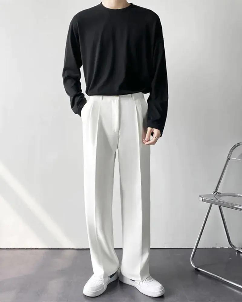 Pantalon large Paris Wide Fit de la marque Old Money, en tissu noir avec coupe ample et style moderne.