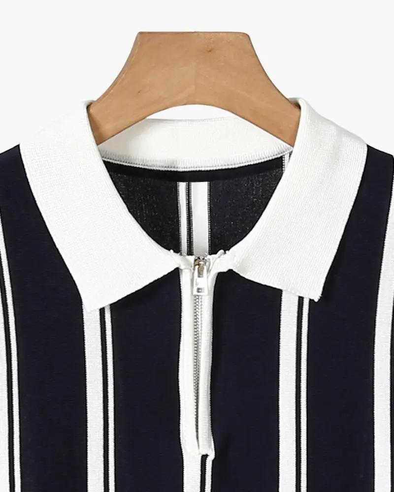 Pull noir Old Money Modena à demi-zip, taille XS, avec col montant et logo discret, porté sur mannequin.