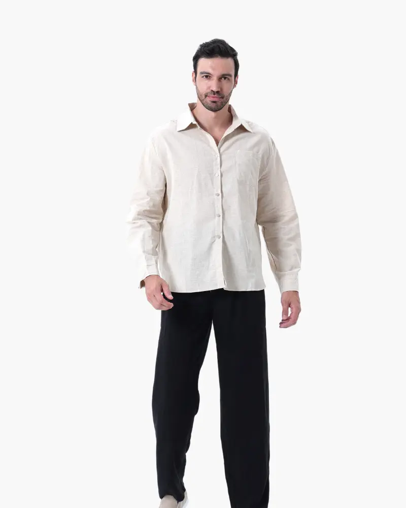 Chemise à manches longues Old Money en lin vert et beige, style combo élégant et confortable pour homme.