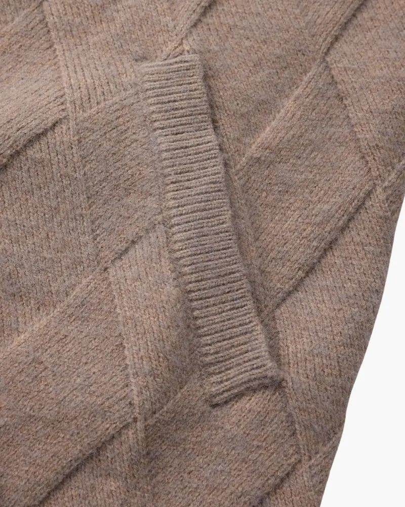 Cardigan en laine à fermeture éclair Heritage Diamond de la marque Old Money, couleur mocha, en taille XS.